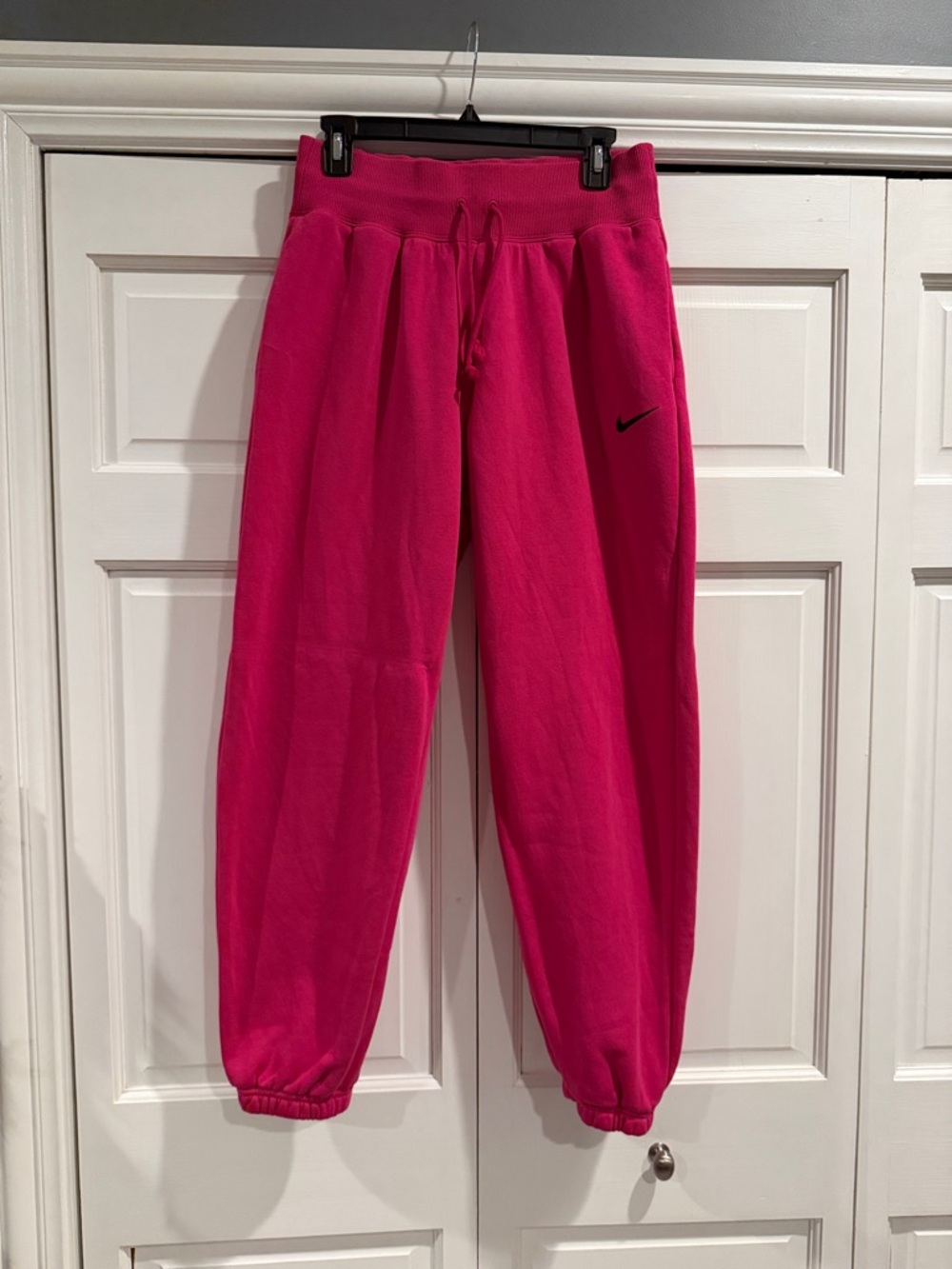 Nike Kids Bright Hot Pink Fleece Joggers